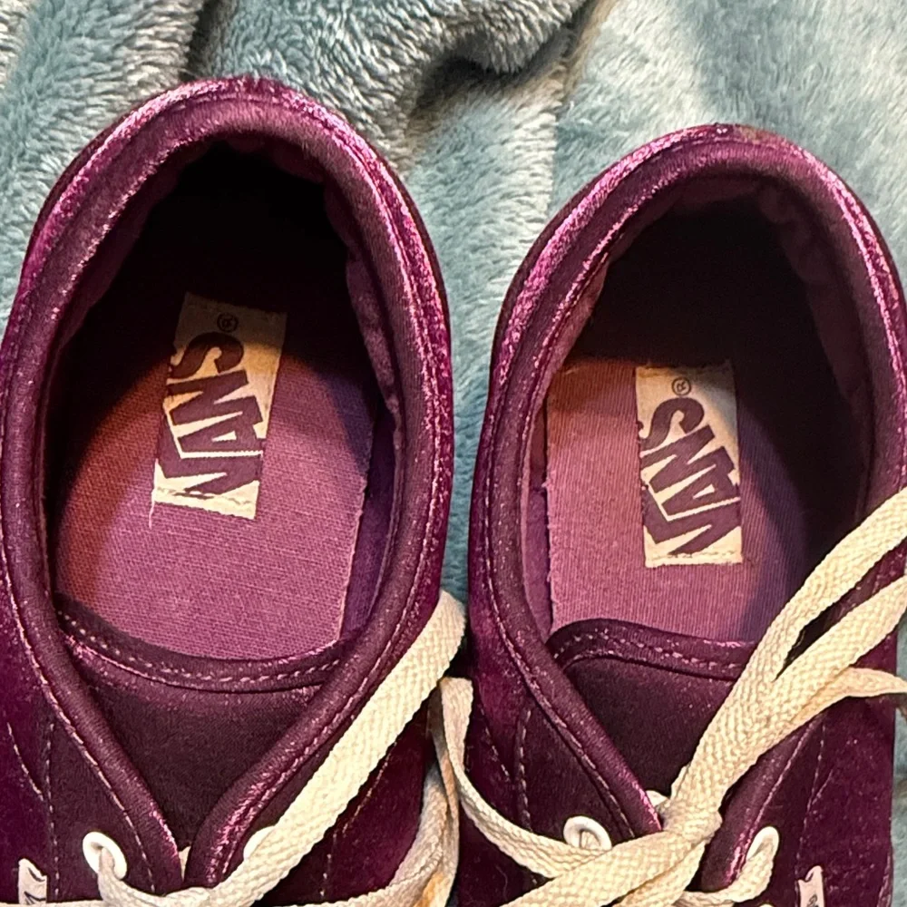Vans Women's velvet Purple Sneakers Size 7